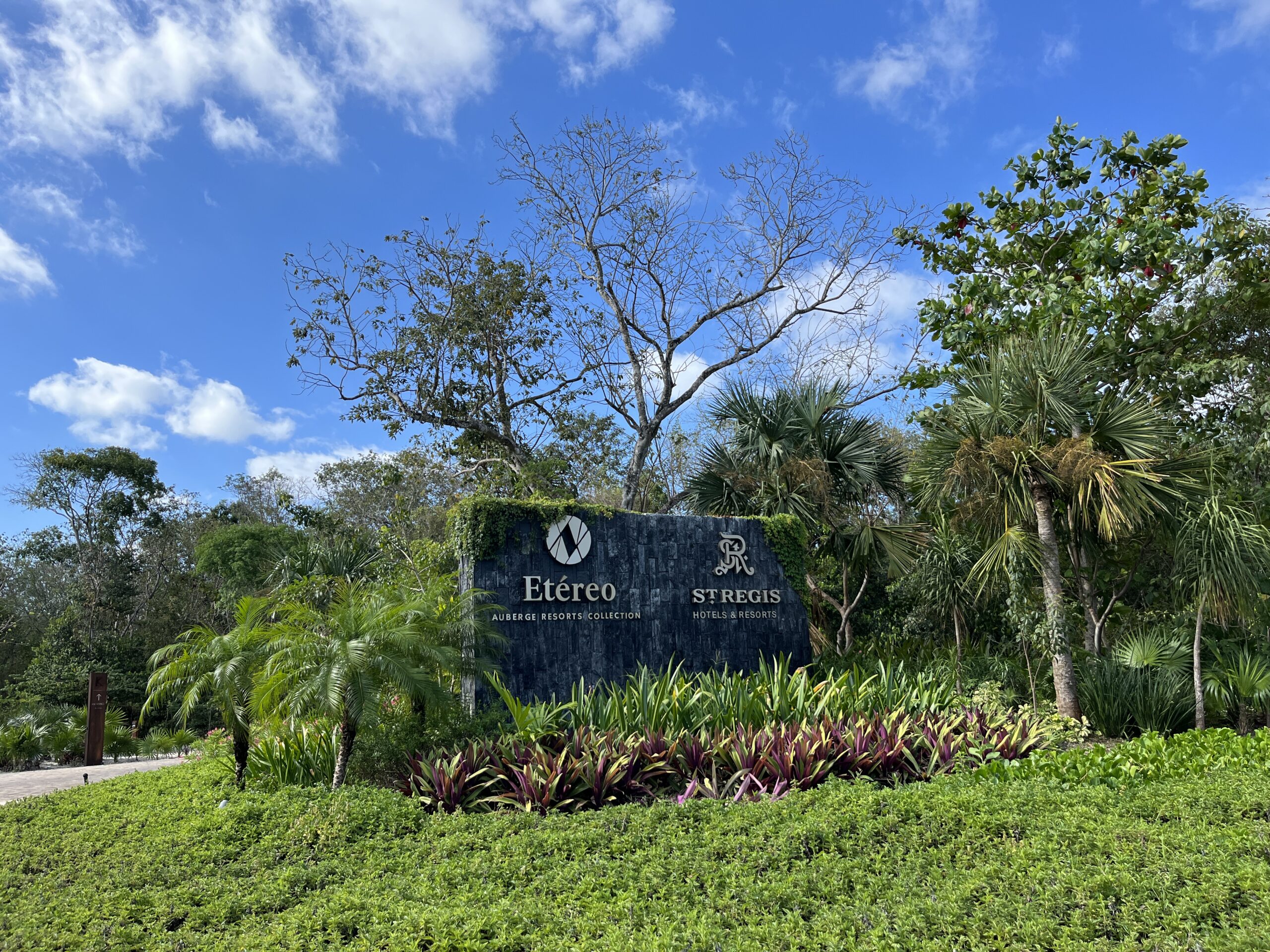 St. Regis Kanai Resort Entrance